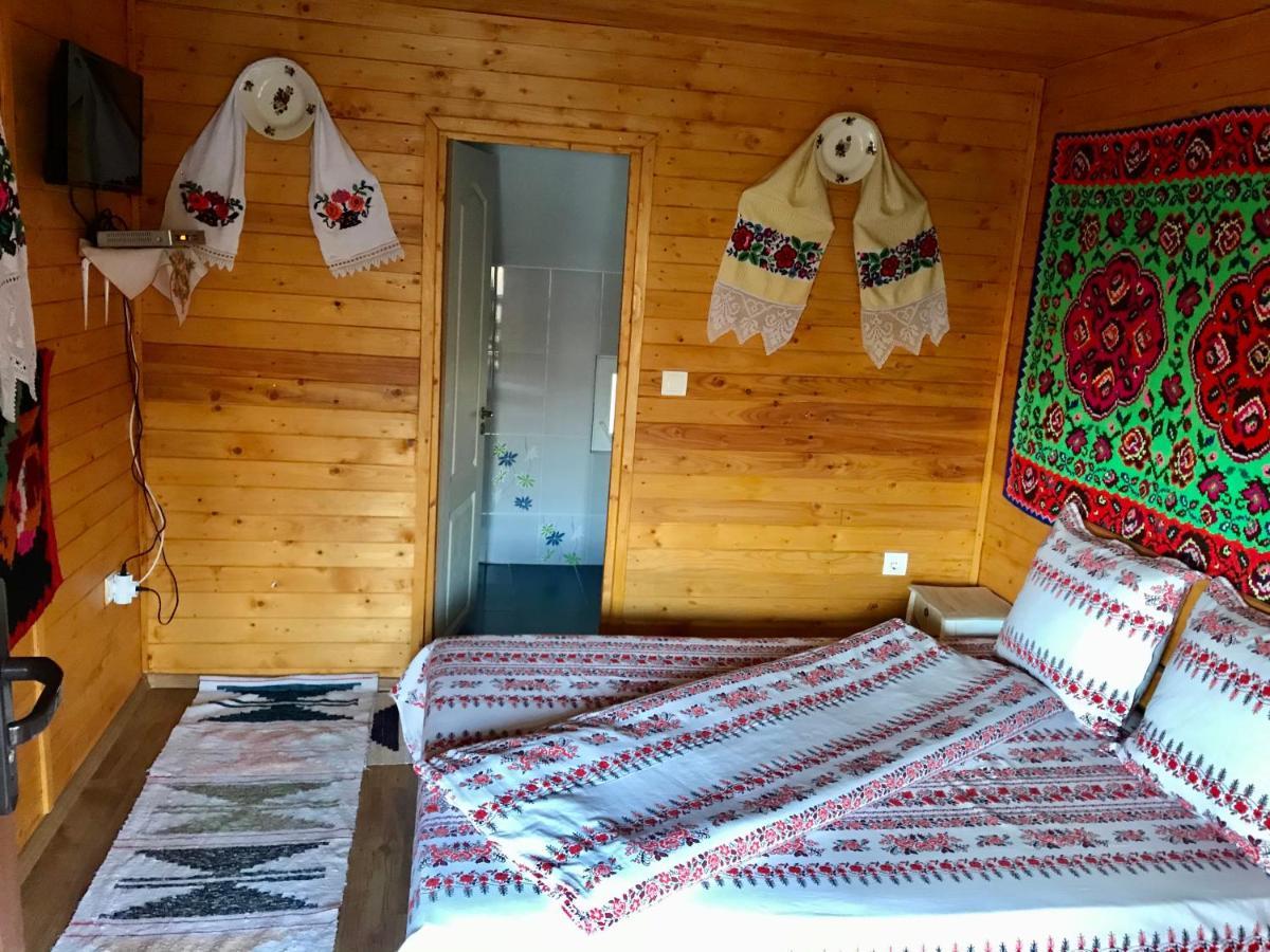 Floare De Maramures 2 Sighetu Marmaţiei Esterno foto